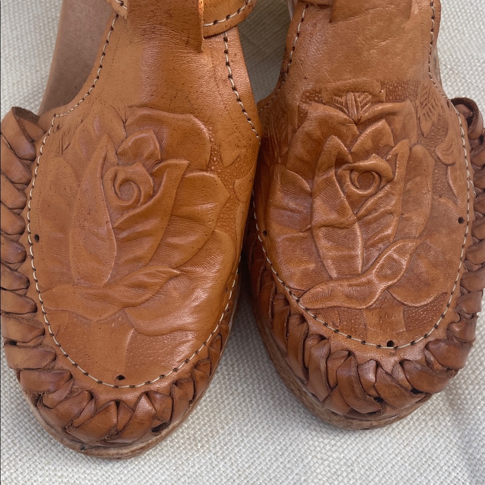Women’s Tan Leather Wedges with Braided Design 7 - Picture 7 of 7